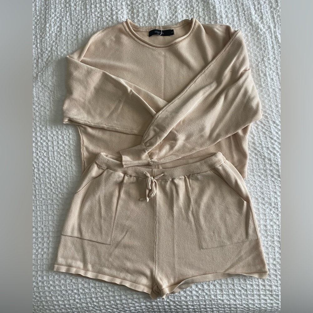 Amazon Lounge Set- Color: Apricot Size: Small